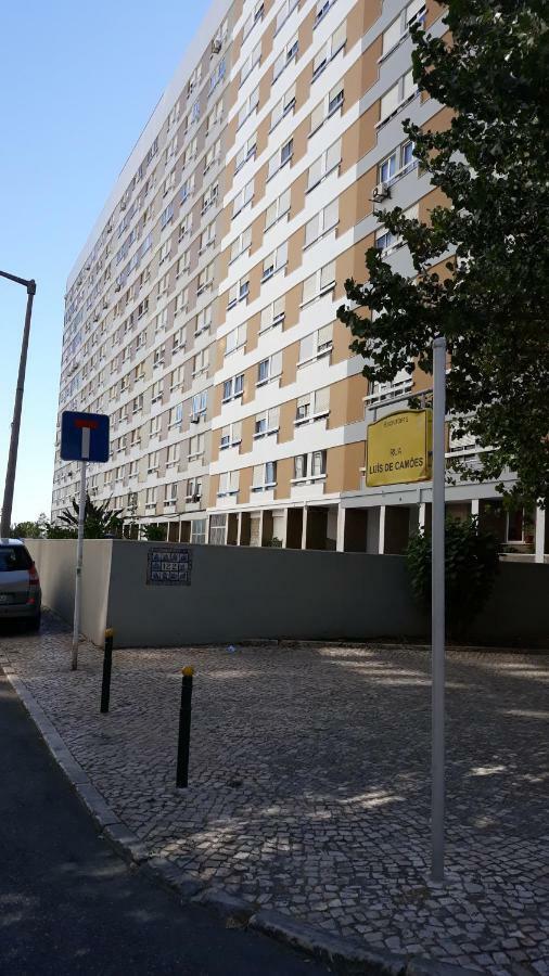 Apartment In Portela Near The Airport Lisboa Екстериор снимка